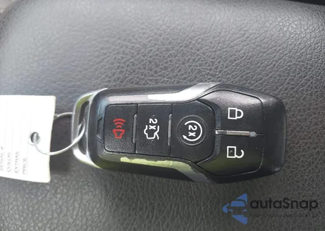 2017 Ford Explorer Xlt из США, поврежденный, VIN 1FM5K8D83HGA10339